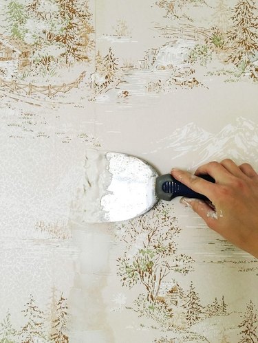 How to Easily Apply Paint Over Hard to Remove Wallpaper