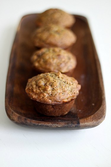 banana nut muffins