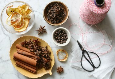 Mulling spice ingredients and supplies