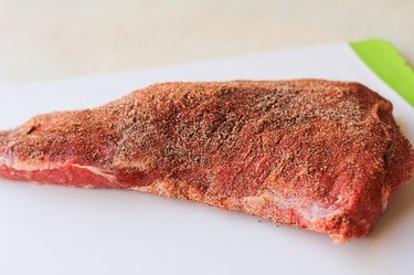 Raw tri-tip with rub