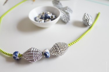 paper bead necklace