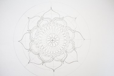 Drawing additional petals