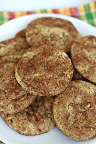 snickerdoodles on a plate
