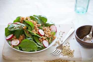Spinach Farro Salad
