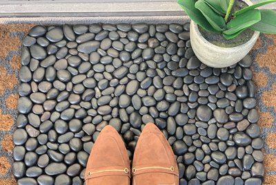 DIY Pebble Welcome Mat