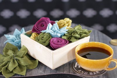 Felt succulents are not only full of color, texture and unique character, but they are a cinch to make.