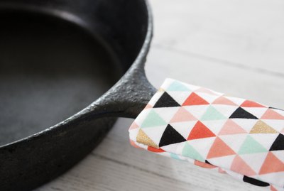 Protect your hands the next time you pull your fiery, red-hot creation out of the oven by using a handy-dandy skillet handle cover that you made yourself.