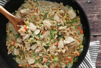 Chicken pot pie pasta