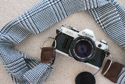 How to Make a Winter Scarf Camera Strap