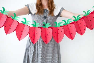 DIY Paper Strawberry Garland