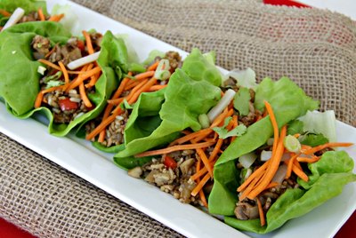Healthy turkey lettuce wraps