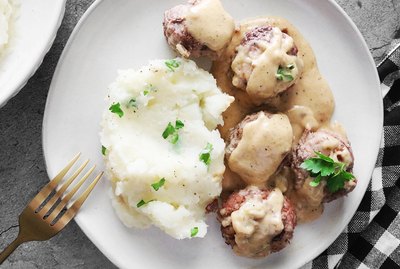 Copycat Recipe: Ikea Swedish Meatballs