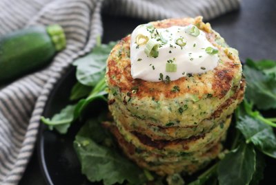 Low-carb zucchini fritters