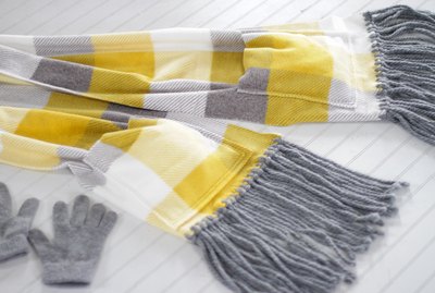 fleece pocket scarf