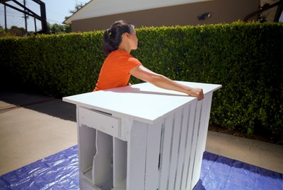 woman building DIY bar
