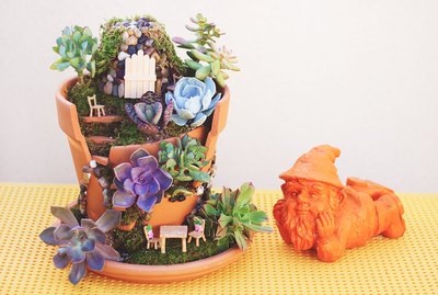 broken pot miniature fairy garden