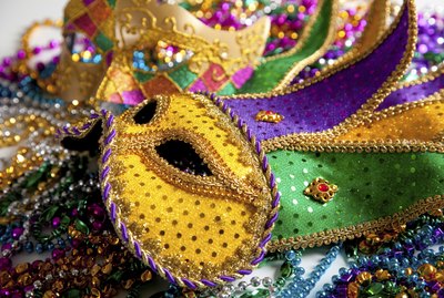 Mardi Gras mask background