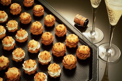Cream-Puffs with assorted Stuffings