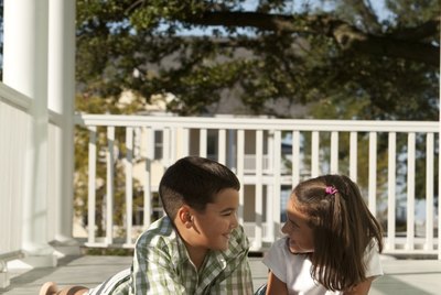 kids on front porch