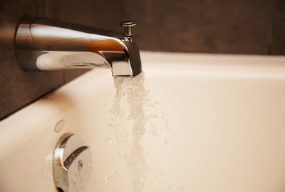 Water filling bathtub