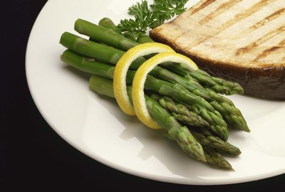 Grilled swordfish with asparagus