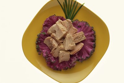 Canned tuna on savoy leaves