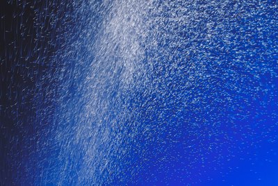 Spraying mist