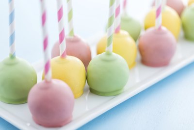 Easter cake pops