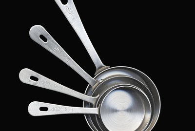 Stainless steel measuring cups