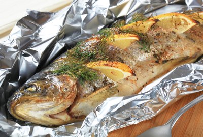 Baked trout with lemon and dill