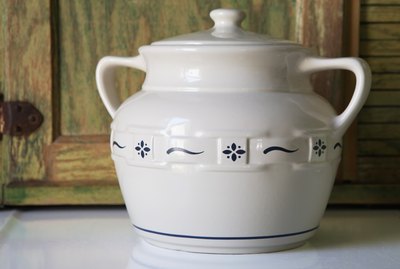 Cookie jar