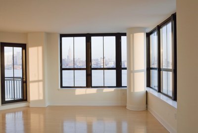 Vacant apartment, New York City, New York, USA