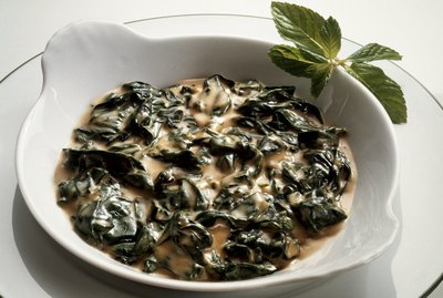Spinach in Peanut Cream Sauce
