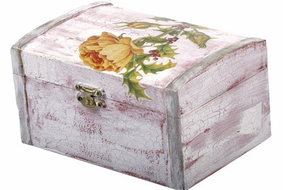 Artistic Chest