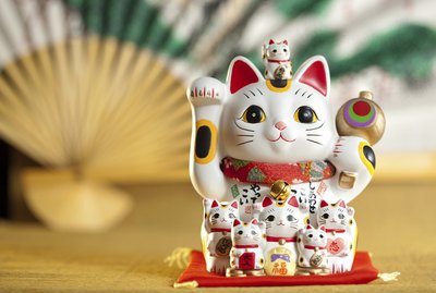 Maneki Neko cat
