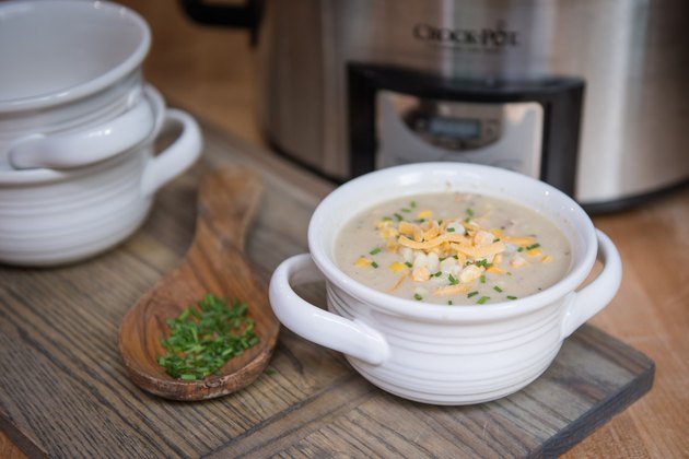 Slow Cooker Chicken Corn Chowder Recipe