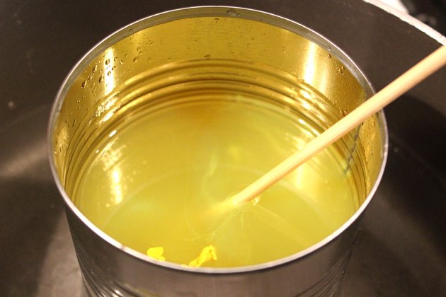 yellow dye