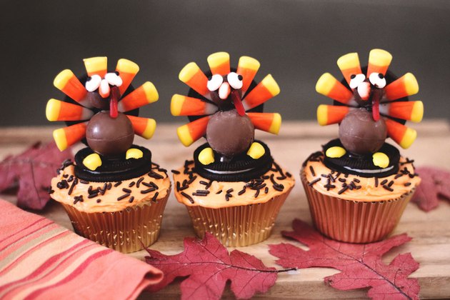 DIY Thanksgiving Turkey Cupcakes
