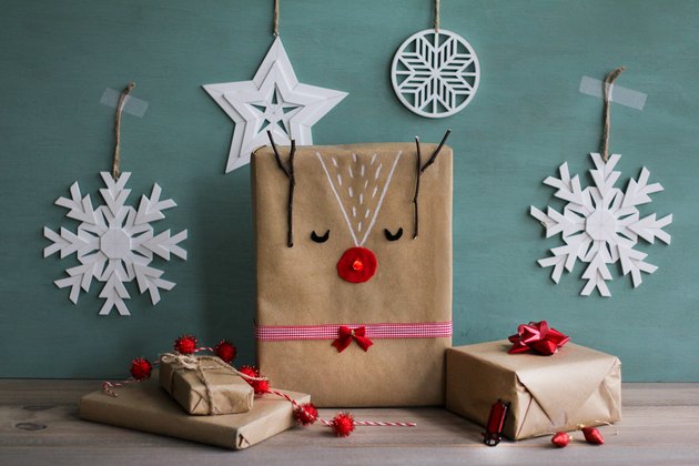 Light-up Rudolph gift wrap