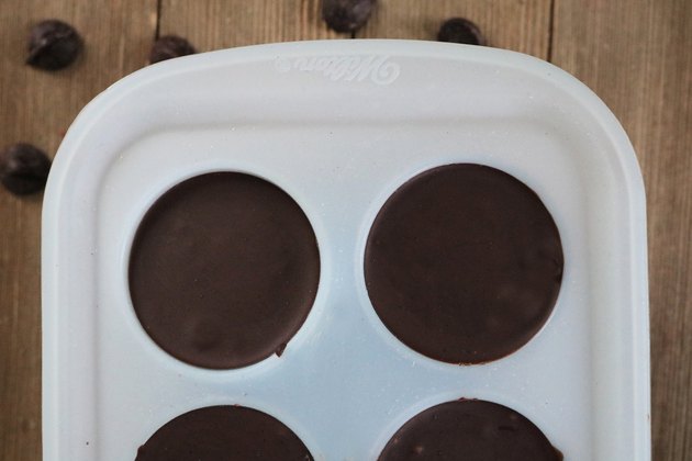 Let chocolate set