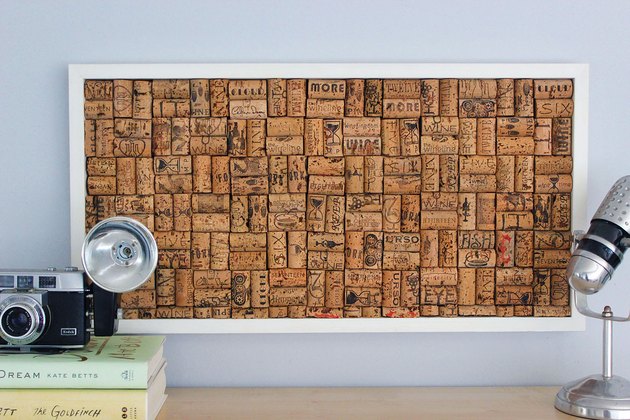 DIY Wine Cork Bulletin Board