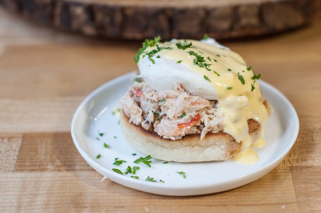 Crab Eggs Benedict & Hollandaise Sauce Recipe