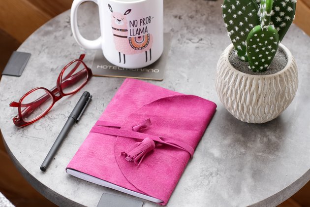 There are loads of unwanted suede jackets hanging around the thrift stores that can be made into these beautiful journal covers.