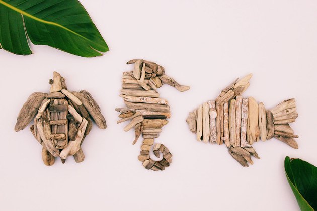 DIY Beach Driftwood Wall Art