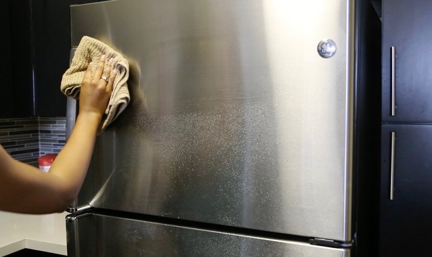 How to Naturally Clean & Polish Stainless Steel