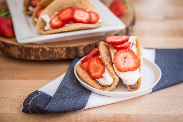 Strawberries and Cream Dessert Tacos Recipe