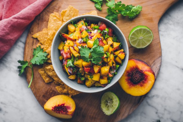 How to Make Peach Salsa