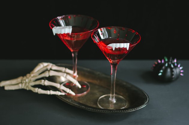 How to Make Bloody Vampire Cocktails