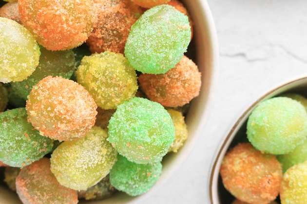 How to Make Sour Patch Frozen Grapes