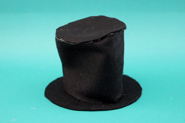 hat for snowman